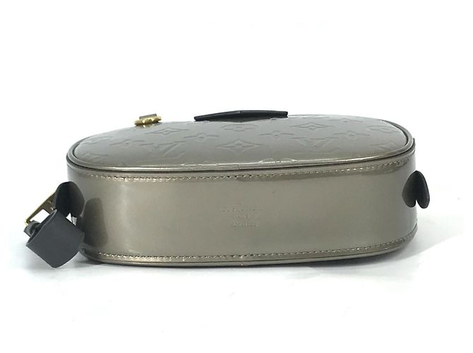 Bolsa de Ombro Monogram Vernis Louis Vuitton Marrom - vista 4
