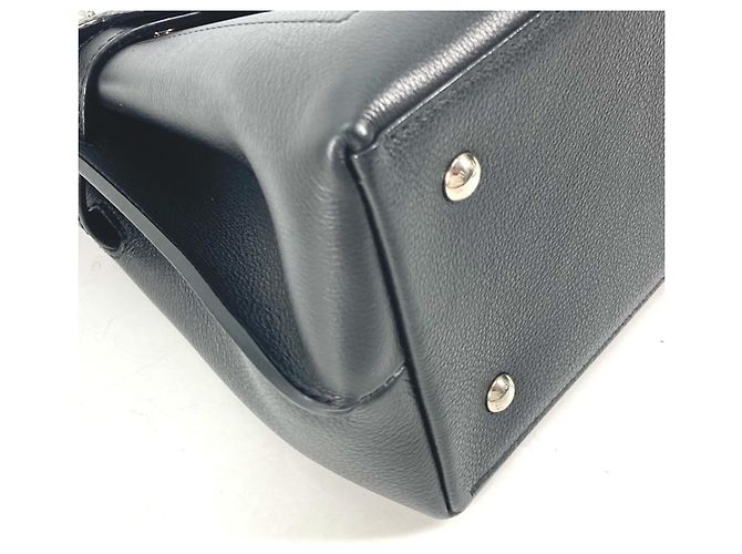 Sac à main Lock Me Ever MM de Louis Vuitton Noir - vue 7