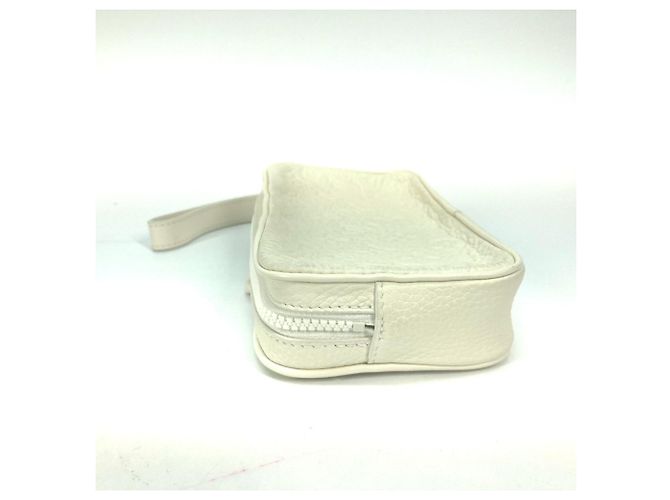 Pochette Volga Monogram Empreinte Louis Vuitton Bianco - vista 3