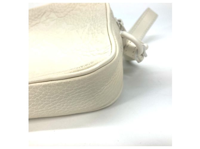 Pochette Volga Monogram Empreinte Louis Vuitton Bianco - vista 9