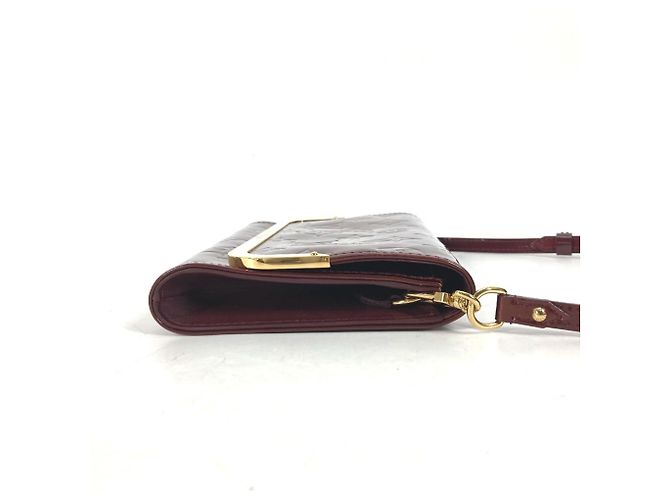Borsa 2 in 1 Rossmore PM in Monogram Vernis di Louis Vuitton Rosso Porpora - vista 3