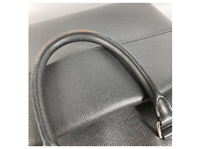 Borsa 2 in 1 Alex in Taiga di Louis Vuitton Nero Grigio - vista 13