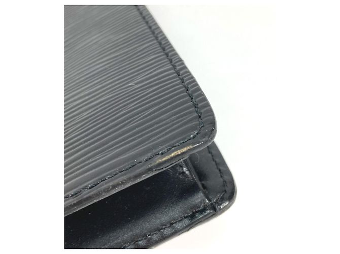 Pochette Uomo in Pelle Epi Louis Vuitton Nero - vista 6