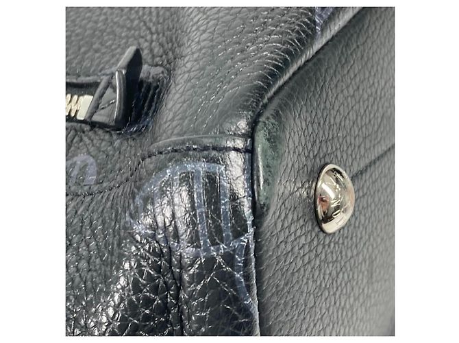 Zaino Armand Monogram Taurillon Shadow di Louis Vuitton Nero - vista 9