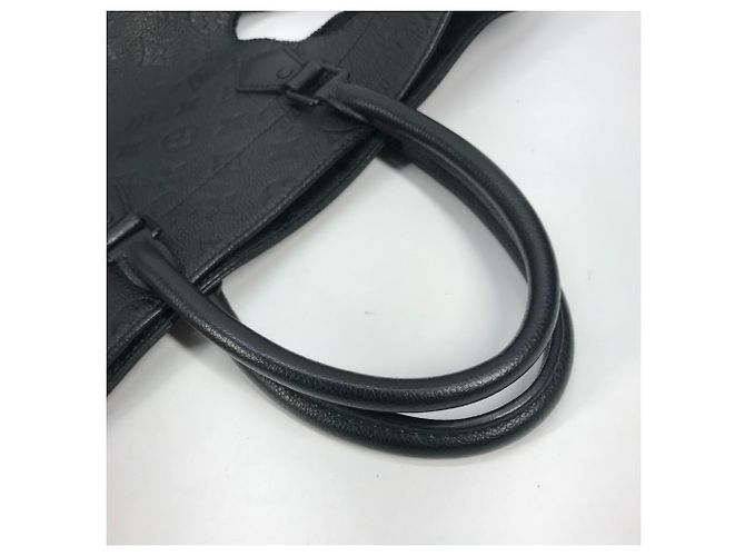 Borsa a spalla Monogram Empreinte in collaborazione con Rei Kawakubo di Louis Vuitton - vista 10