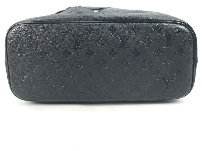 Borsa a spalla Monogram Empreinte in collaborazione con Rei Kawakubo di Louis Vuitton - vista 5