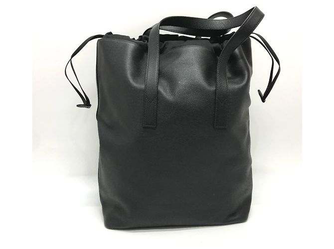 Borsa tote in pelle Taiga Louis Vuitton Grigio - vista 2