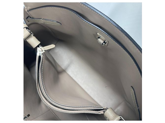 Borsa Mila MM 2 in 1 Louis Vuitton Marrone Grigio - vista 11