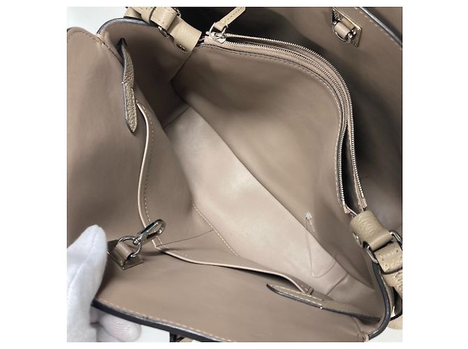 Borsa Mila MM 2 in 1 Louis Vuitton Marrone Grigio - vista 12