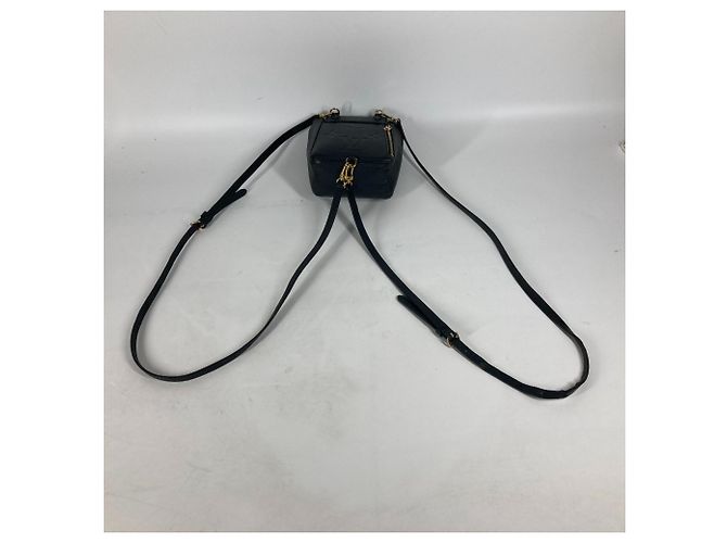Zaino Tiny Monogram Empreinte Louis Vuitton Nero - vista 12
