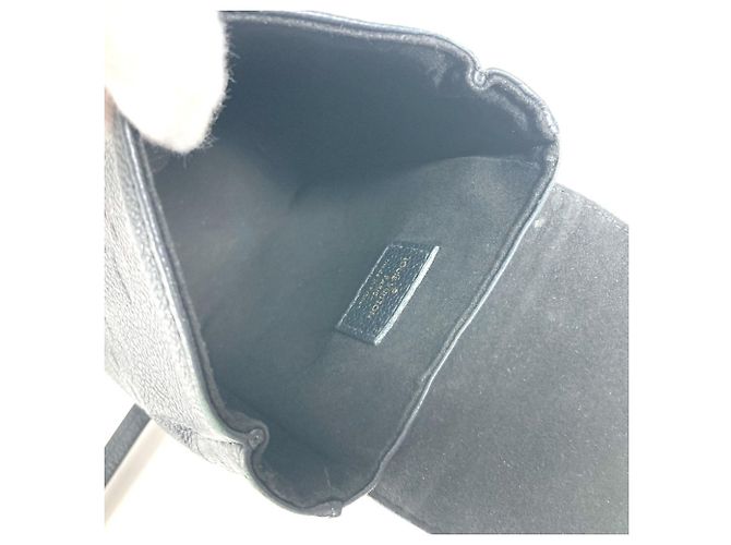 Zaino Tiny Monogram Empreinte Louis Vuitton Nero - vista 16