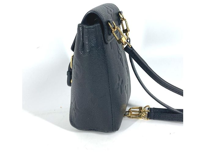 Zaino Tiny Monogram Empreinte Louis Vuitton Nero - vista 4