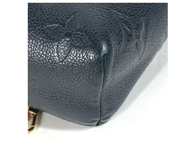 Zaino Tiny Monogram Empreinte Louis Vuitton Nero - vista 6