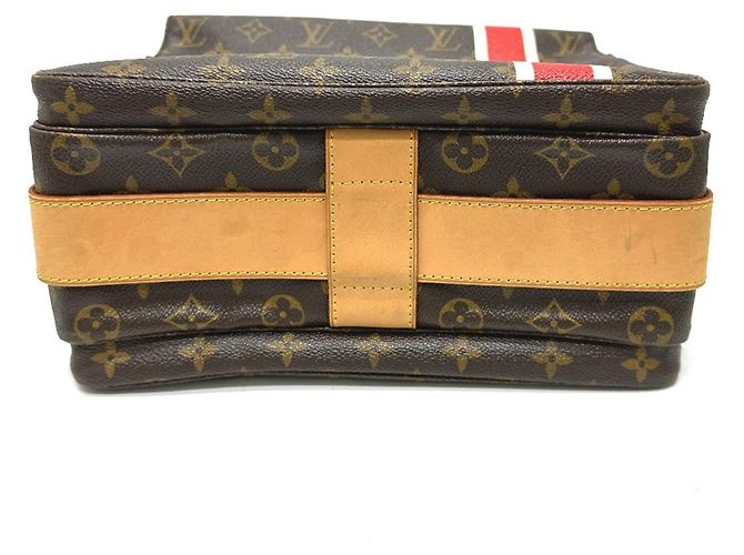 Naviglio Borsa a Spalla Monogram Louis Vuitton Marrone - vista 3