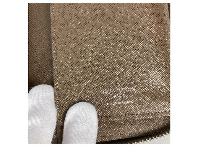 Louis Vuitton Epi Zippy Wallet Brown Taupe - view 11