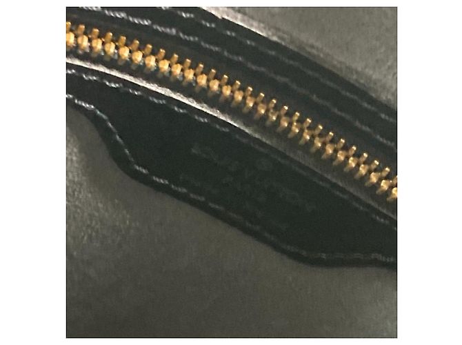 Louis Vuitton Epi Looping GM Schultertasche Schwarz - Ansicht 15