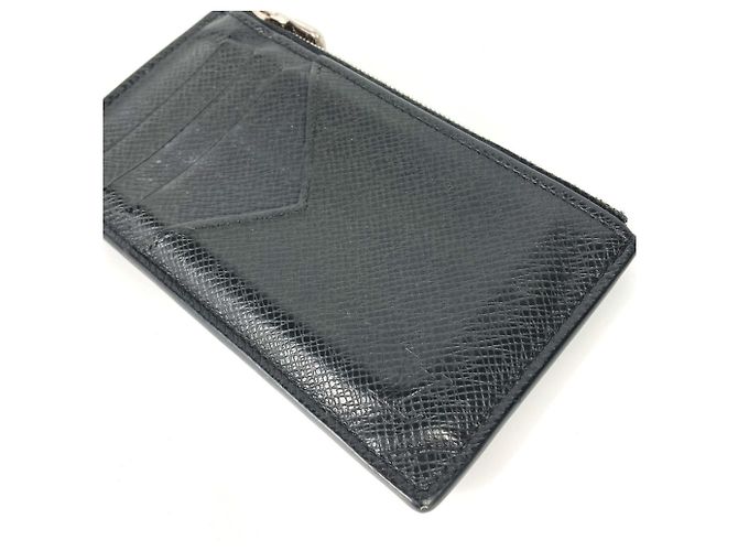 Tarjetero de monedas Louis Vuitton Taiga Negro - vista 2