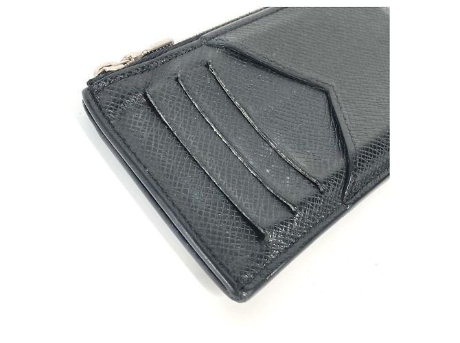 Tarjetero de monedas Louis Vuitton Taiga Negro - vista 4