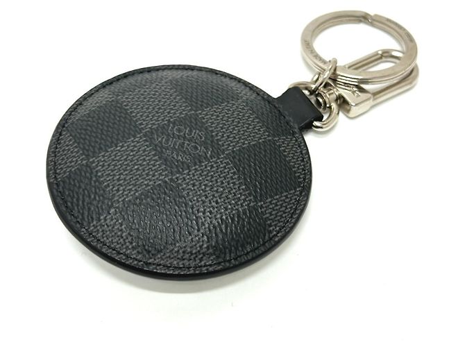 Louis Vuitton Damier Graphite Keyring Black White - view 2