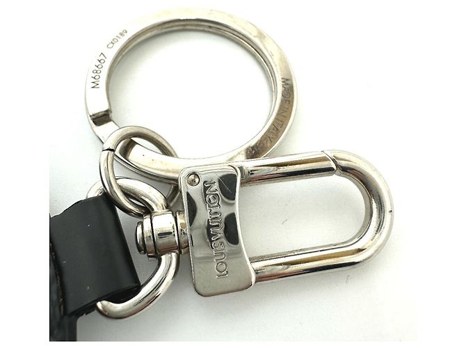 Louis Vuitton Damier Graphite Keyring Black White - view 4