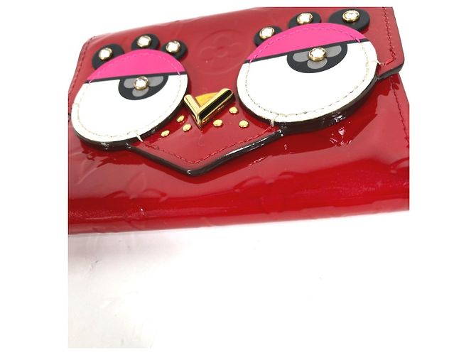 Cartera Compacta Victorine en Monogram Vernis Louis Vuitton Roja - vista 4