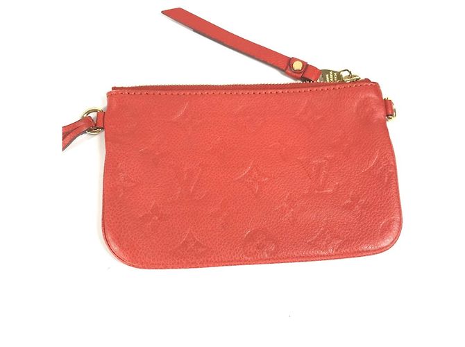 Borsa a Spalla Bucket Citadines PM in Monogramma Empreinte Louis Vuitton Rosso - vista 12