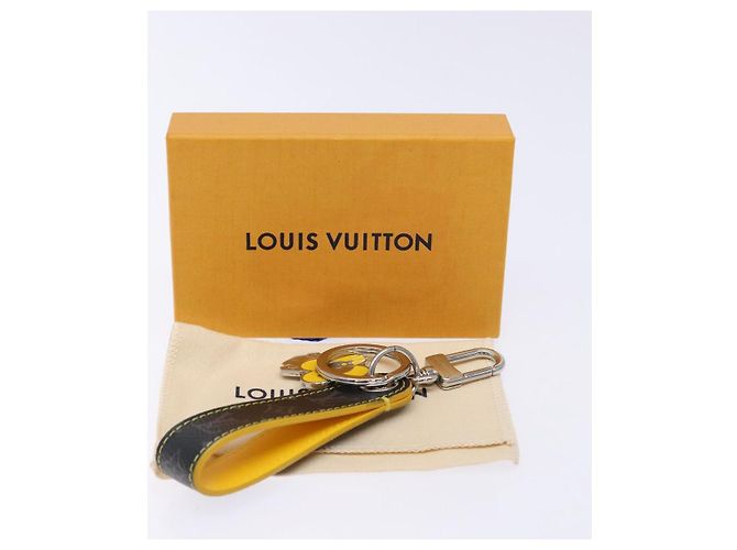 LOUIS VUITTON Monogramm Eclipse Drache Vivienne Schlüsselanhänger MO1469 Auth 129758 Gelb - Ansicht 12