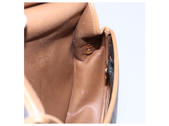 Borsa a Spalla in Tela Honeycomb PVC Nera e Dorata Auth BA4382 Christian Dior Nero D'oro - vista 20