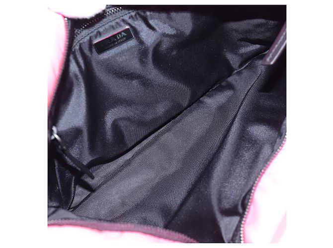 Borsa a spalla con catena Prada in nylon rosa argento autentica 134961M - vista 10