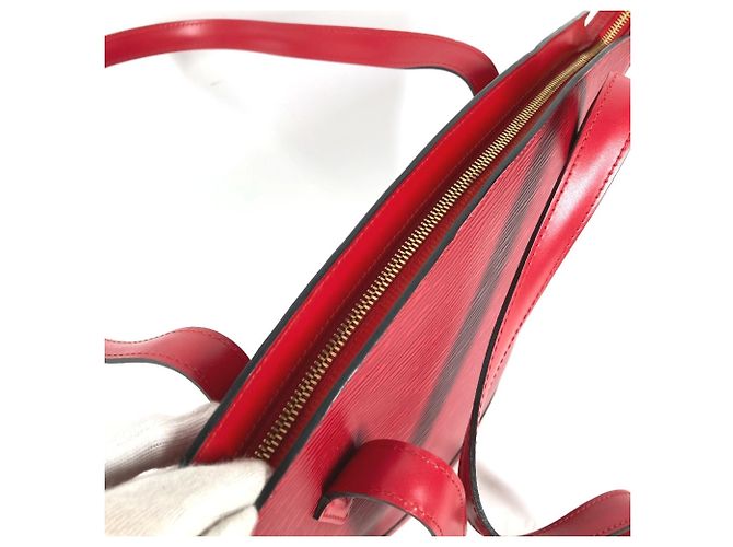 Epi Saint-Jacques Einkaufstasche von Louis Vuitton Rot - Ansicht 8