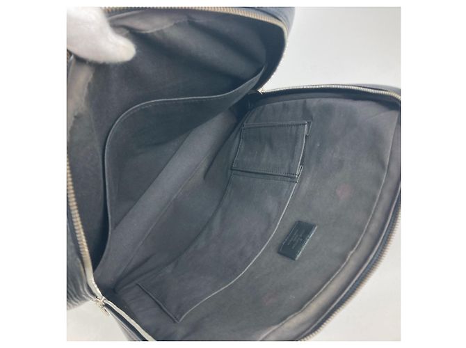 Borsa a tracolla Vivienne MM in Epi Louis Vuitton Nero - vista 11