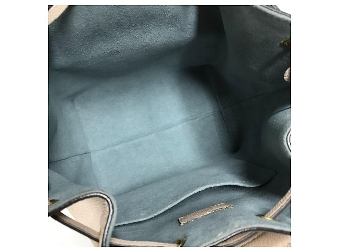 Borsa Lockme Bucket NV di Louis Vuitton Beige Sabbia - vista 10