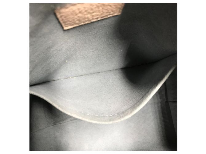 Borsa Lockme Bucket NV di Louis Vuitton Beige Sabbia - vista 11