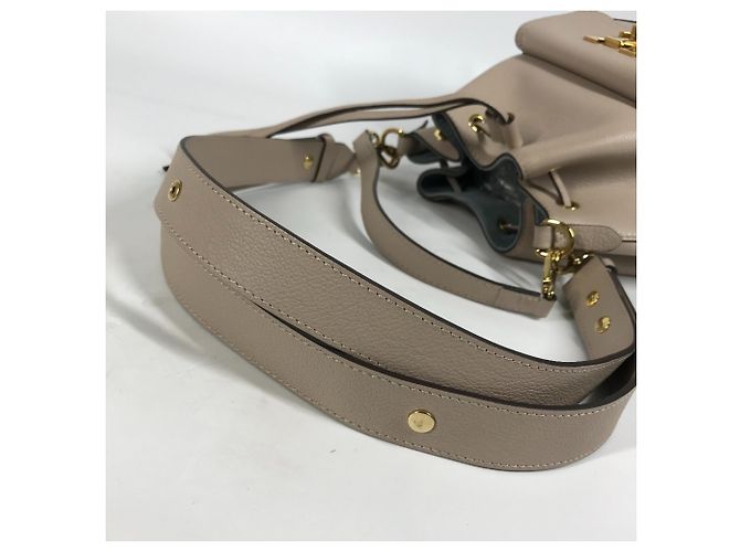 Borsa Lockme Bucket NV di Louis Vuitton Beige Sabbia - vista 8