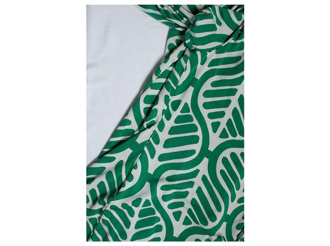 Autre Marque Diane Von Furstenberg, Vestido envelope em verde e branco - vista 5