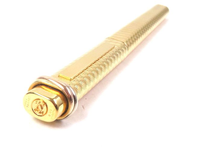 Stylo à bille Cartier Trinity Double C motif vague Doré - vue 4