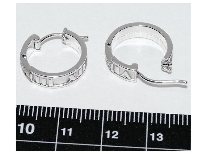 Tiffany & Co Orecchini in oro bianco 750 con diamanti Tiffany Atlas D'oro - vista 2