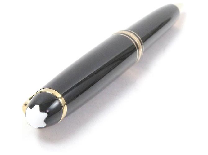 Montblanc Meisterstück Precious Resin Mechanical Pencil Black - view 3