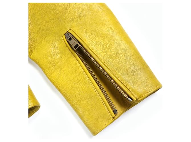 Chaqueta de piel de ternera con charm de logo triangular de Prada Amarillo - vista 6