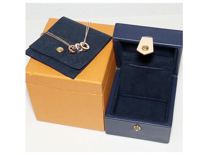 Collana Louis Vuitton Empreinte Trois Ors Au750 D'oro - vista 3