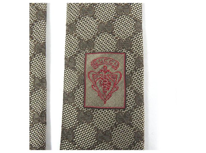 Cravatta in seta con logo GG di Gucci Beige - vista 6