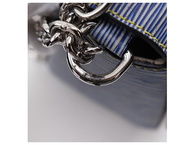 Borsa a Spalla 2 in 1 Louis Vuitton Twist MM in Pelle Epi Blu - vista 13
