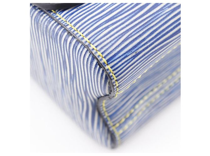 Borsa a Spalla 2 in 1 Louis Vuitton Twist MM in Pelle Epi Blu - vista 4