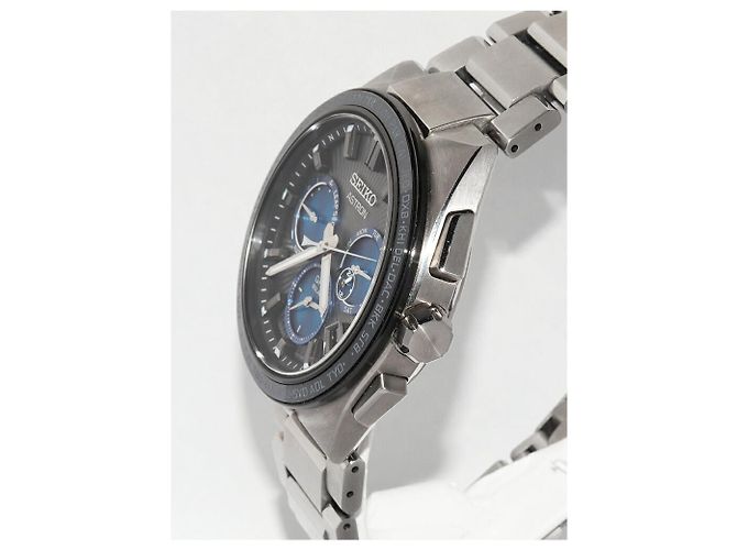 Seiko Astron Titan Blau - Ansicht 4