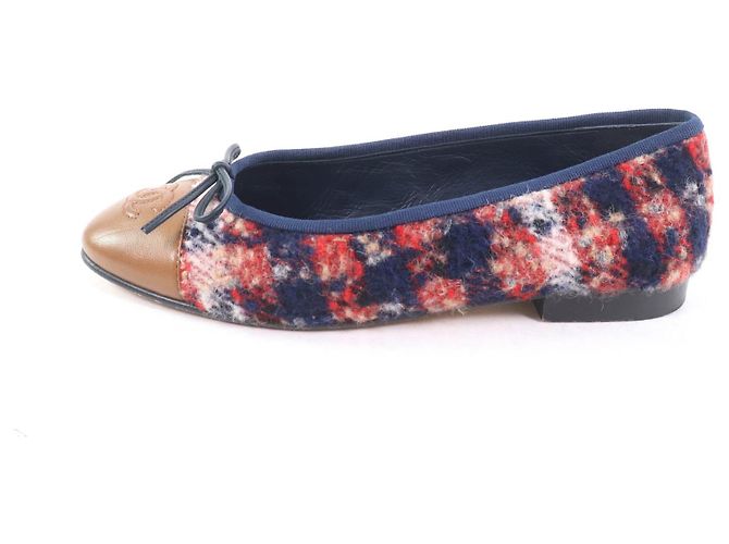 Sapatilhas de Tweed e Couro COCO Mark da Chanel Multicor - vista 5