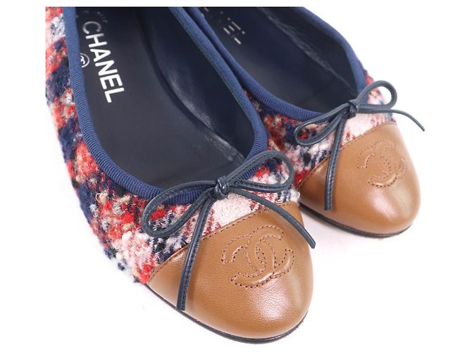 Sapatilhas de Tweed e Couro COCO Mark da Chanel Multicor - vista 8