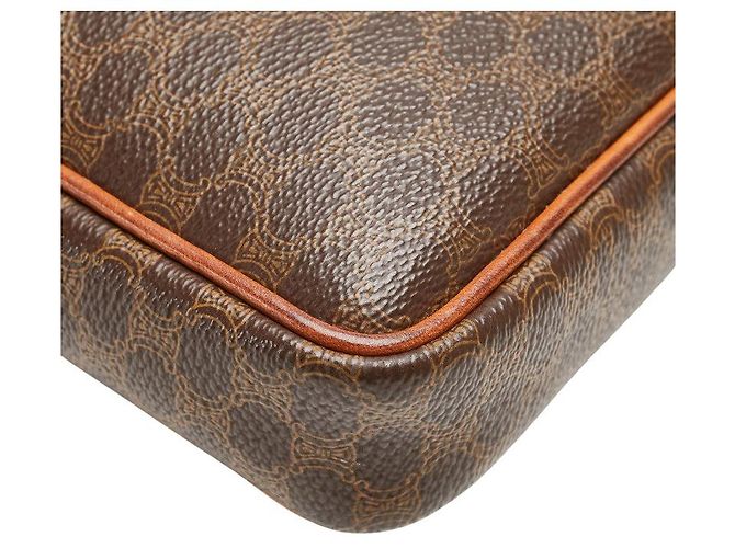 Céline Borsa Clutch in Pelle PVC Macadam Celine Marrone - vista 4