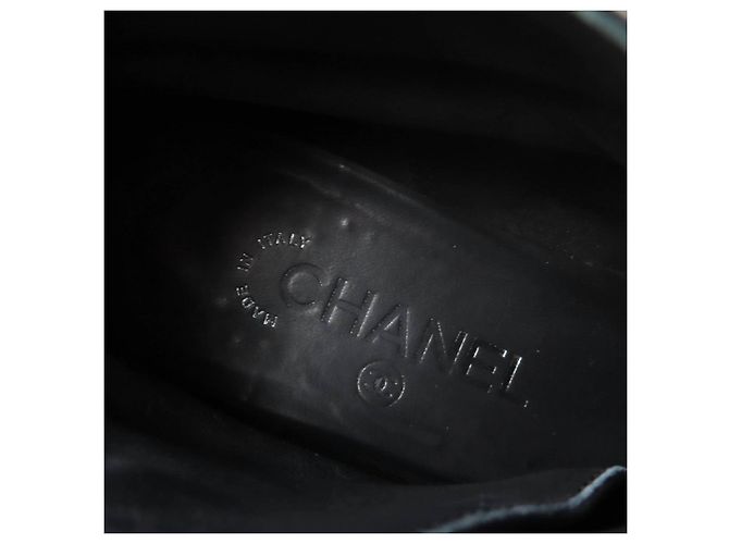 Stivaletti in pelle e tweed Chanel 22B G39334 Nero Blu chiaro - vista 11