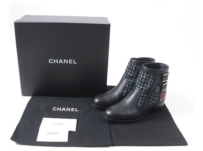 Stivaletti in pelle e tweed Chanel 22B G39334 Nero Blu chiaro - vista 2