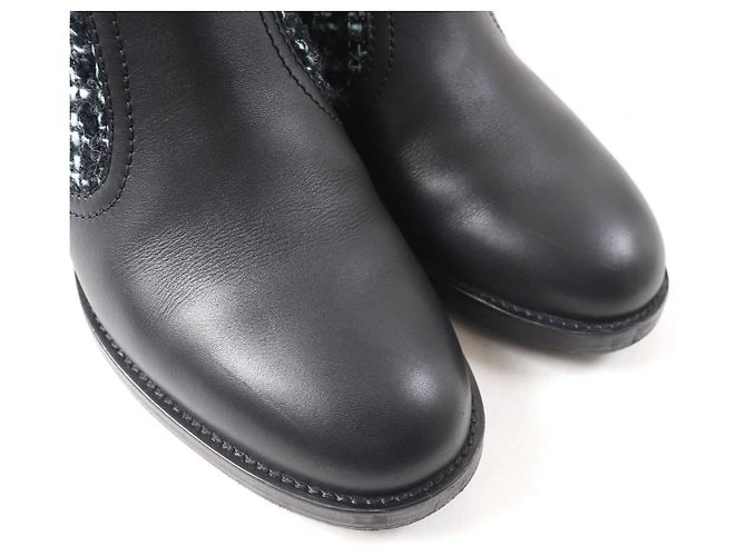 Stivaletti in pelle e tweed Chanel 22B G39334 Nero Blu chiaro - vista 8